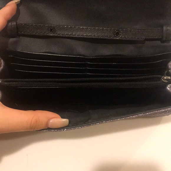 Juicy couture sparkly chain wallet - Picture 4 of 7